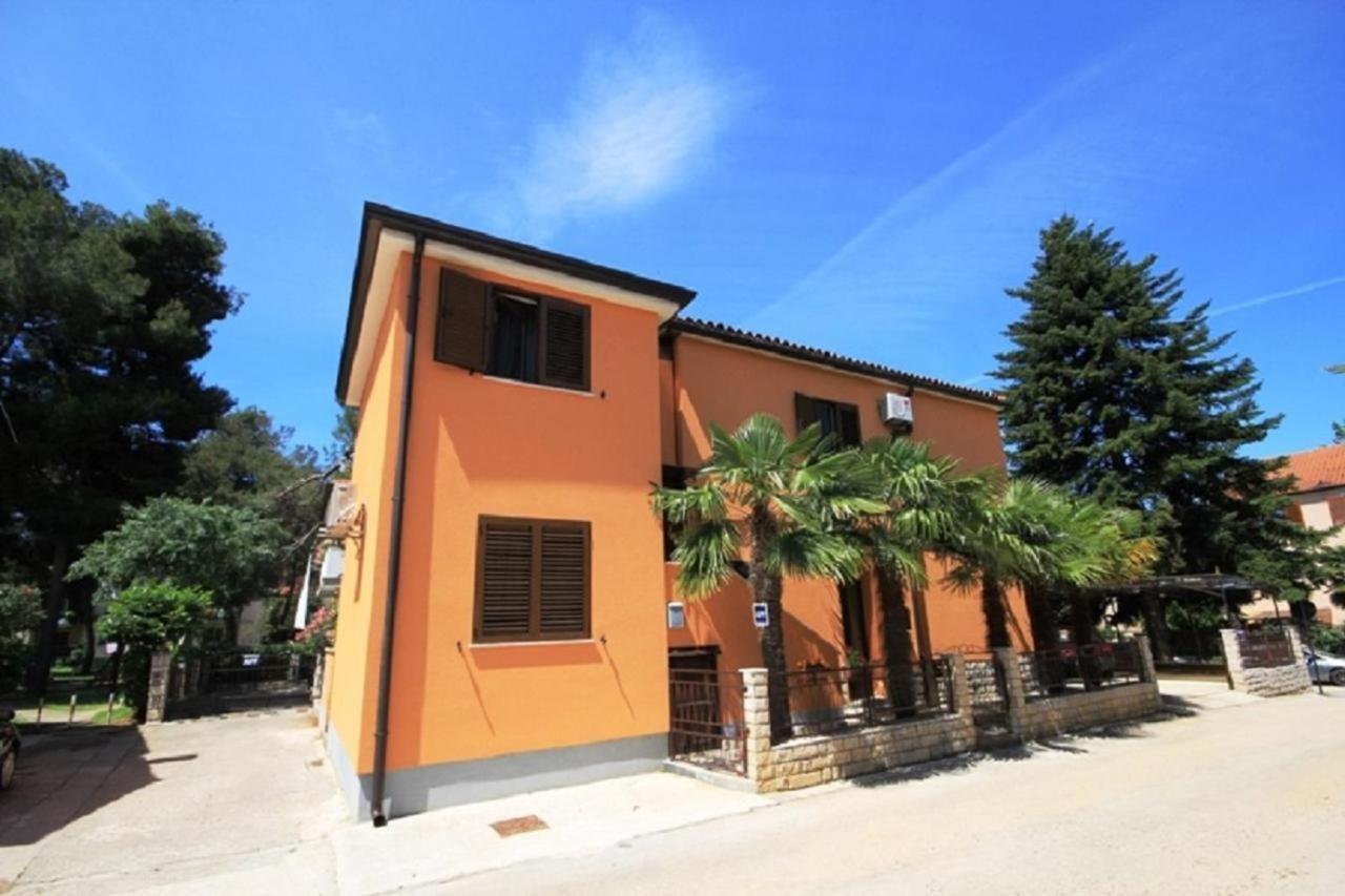 Lili Apartment Novigrad  Exterior photo