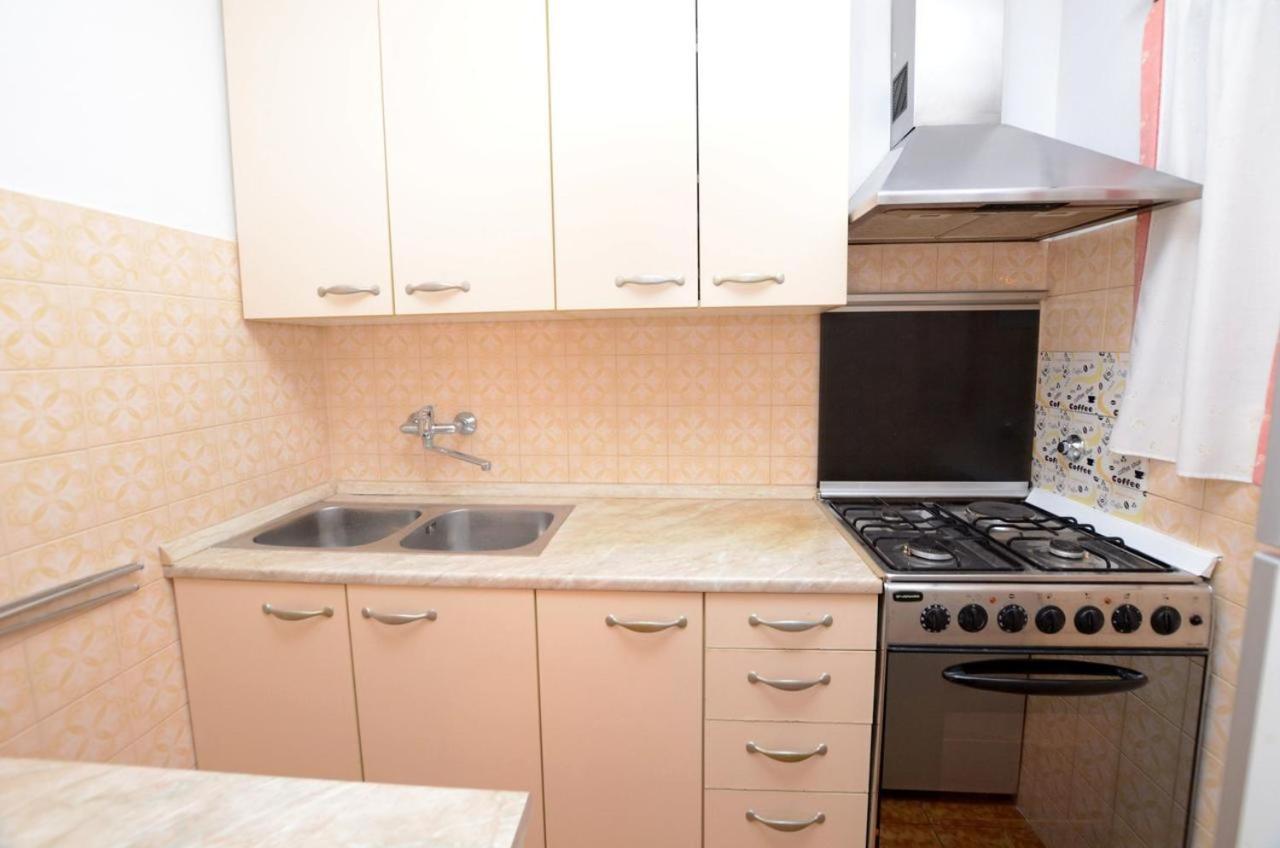 Lili Apartment Novigrad  Exterior photo